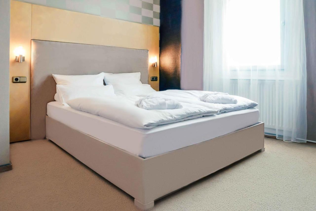 Hotel Engel Hilders Kültér fotó